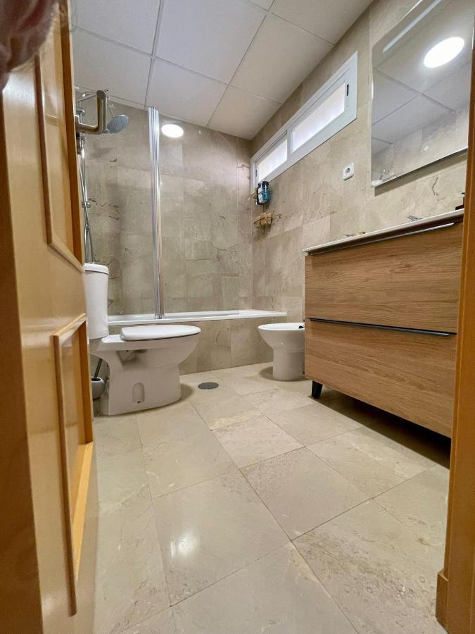 Apartamento Primera Linea De Playa Isla Cristina Urbanizacion Zarati Buitenkant foto